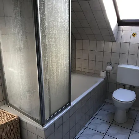 Grosse In Mit Garten Und Terrasse By Interhome Apartmán *